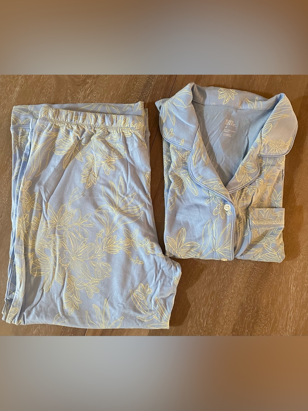 target stars above Blue/Yellow Floral Pajama Set - M - NWT